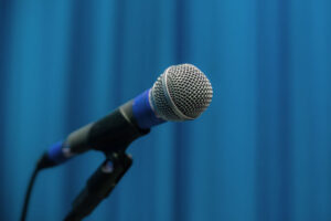 <microfono-hablar-en-publico>