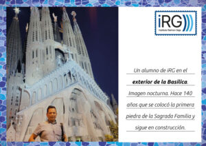 <alumno-irg-en-la-sagrada-familia-de-noche>